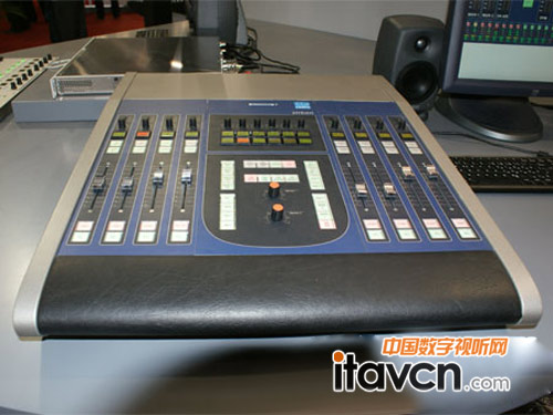 mc256I(y){(dio)_BIRTV2012