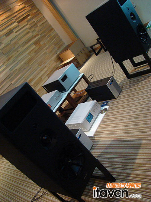 PMC MB2 Studio-PұO P