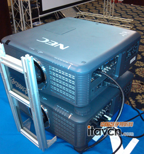 OPSһww-2_NEC PX750U+ 02